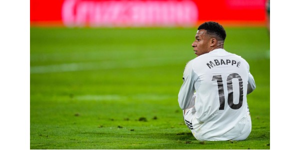 Real Madridin fanit järjestivät äänestyksen, jossa vaadittiin Kylian Mbappén lähtöä